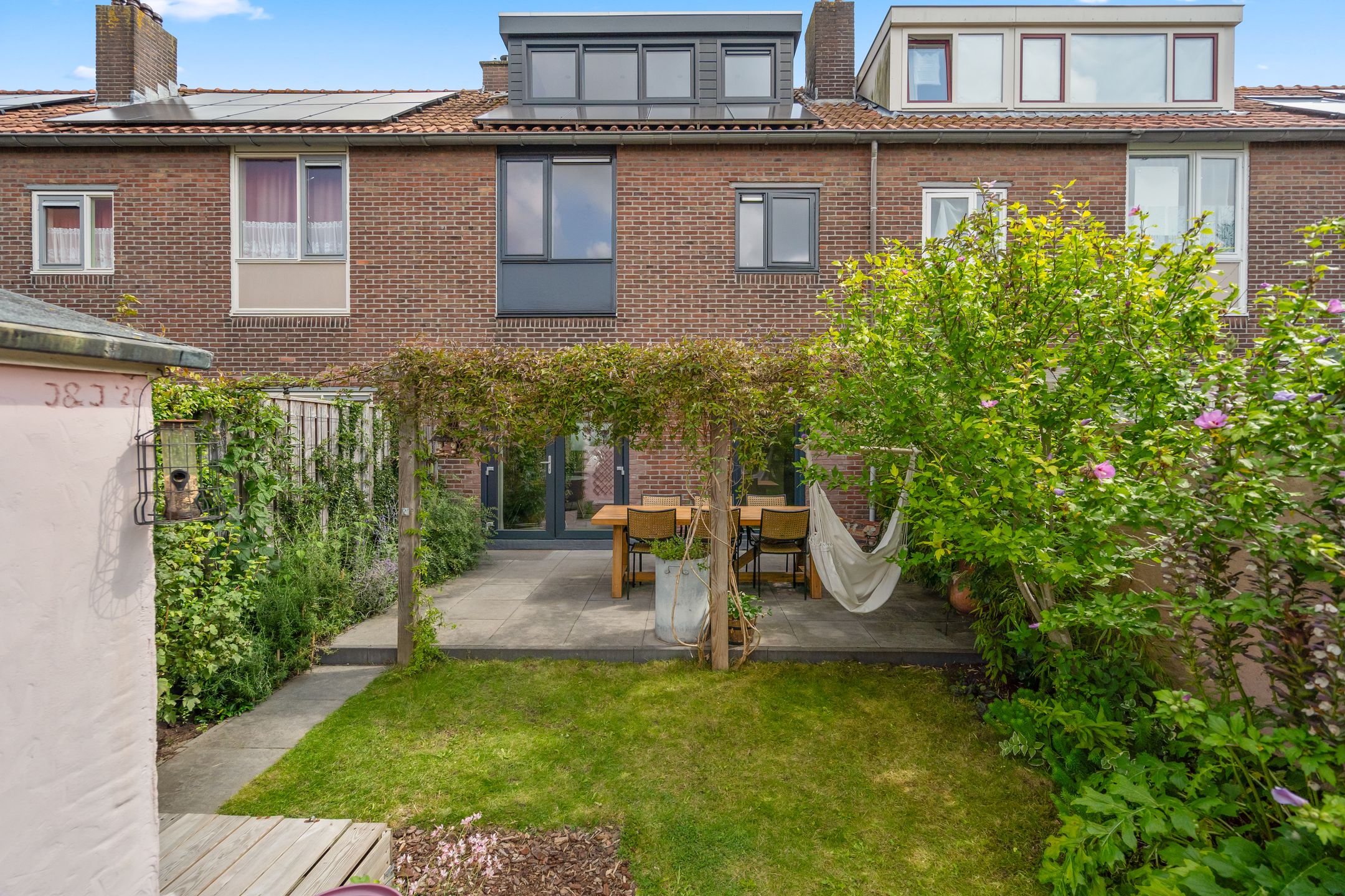 Photo 27 of Van der Steenstraat 13
