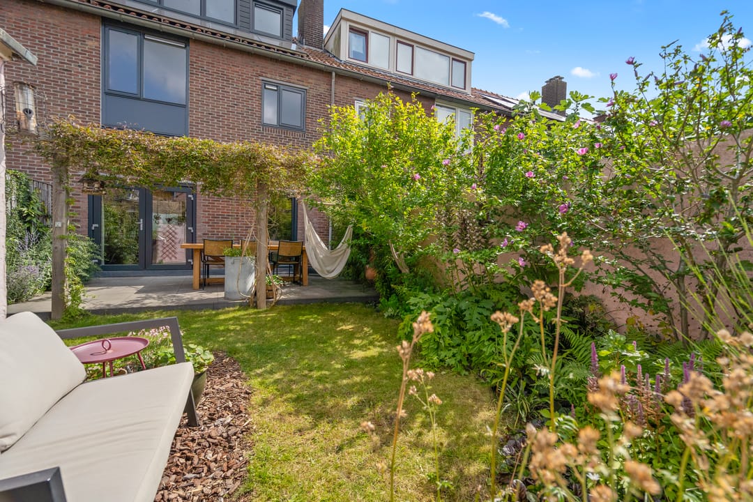 Photo 28 of Van der Steenstraat 13
