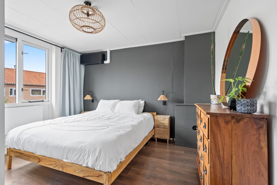 Photo 38 of Van der Steenstraat 13