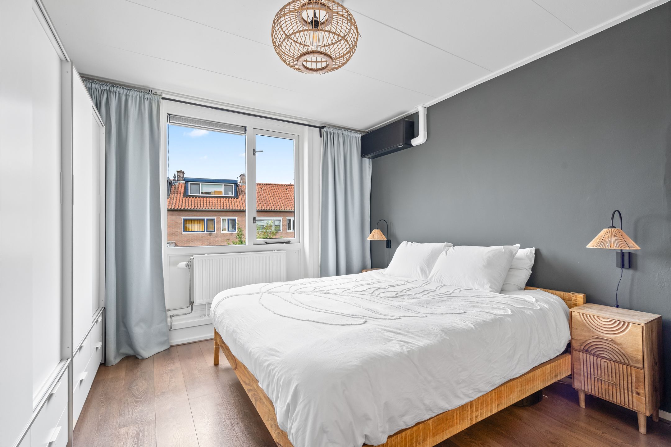 Photo 39 of Van der Steenstraat 13