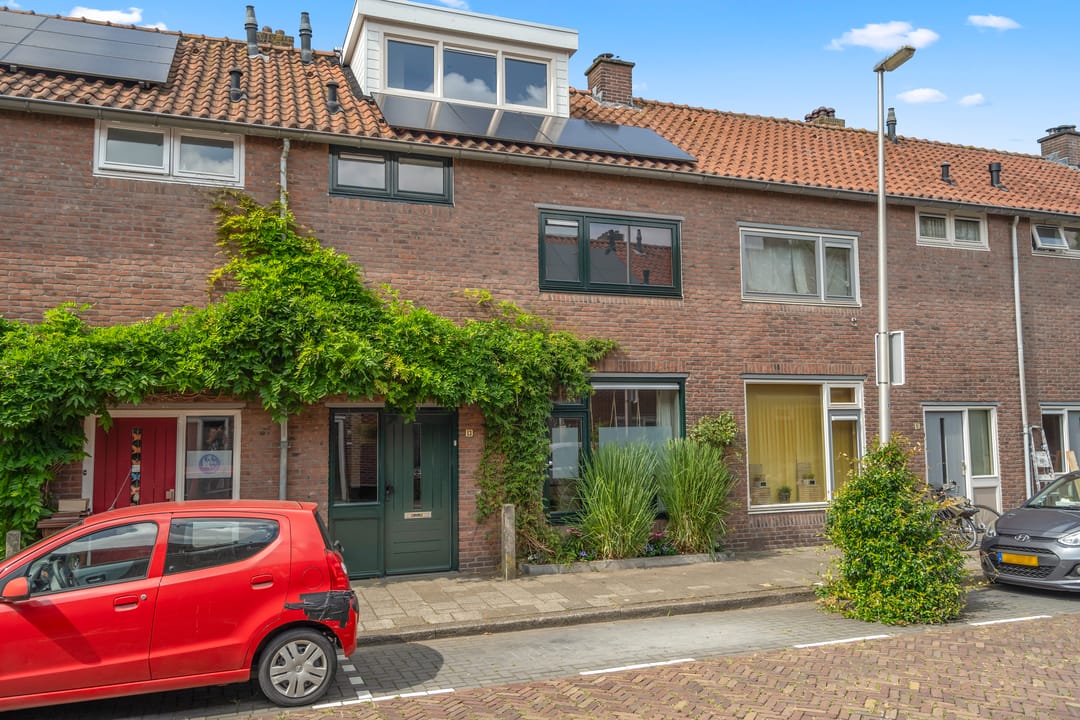 Photo 52 of Van der Steenstraat 13