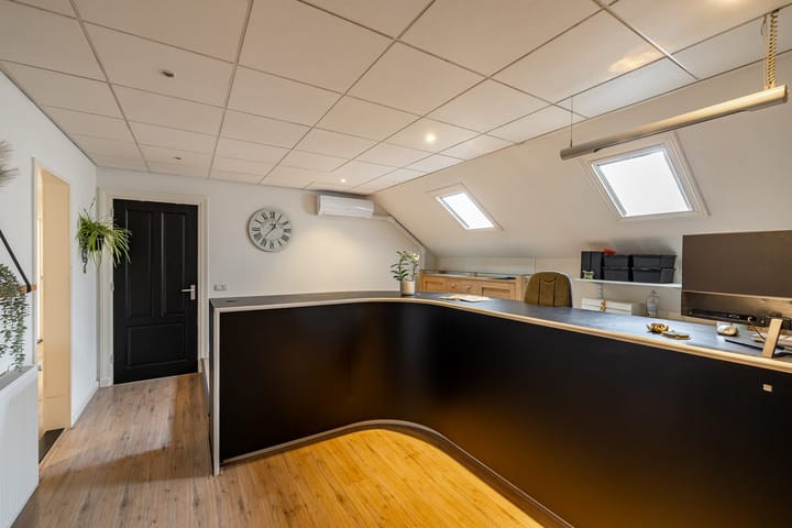 Foto 32 van Friesestraatweg 14