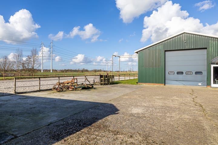 Foto 47 van Friesestraatweg 14