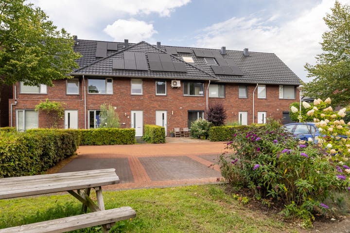 Foto 1 van Papaverhof 7