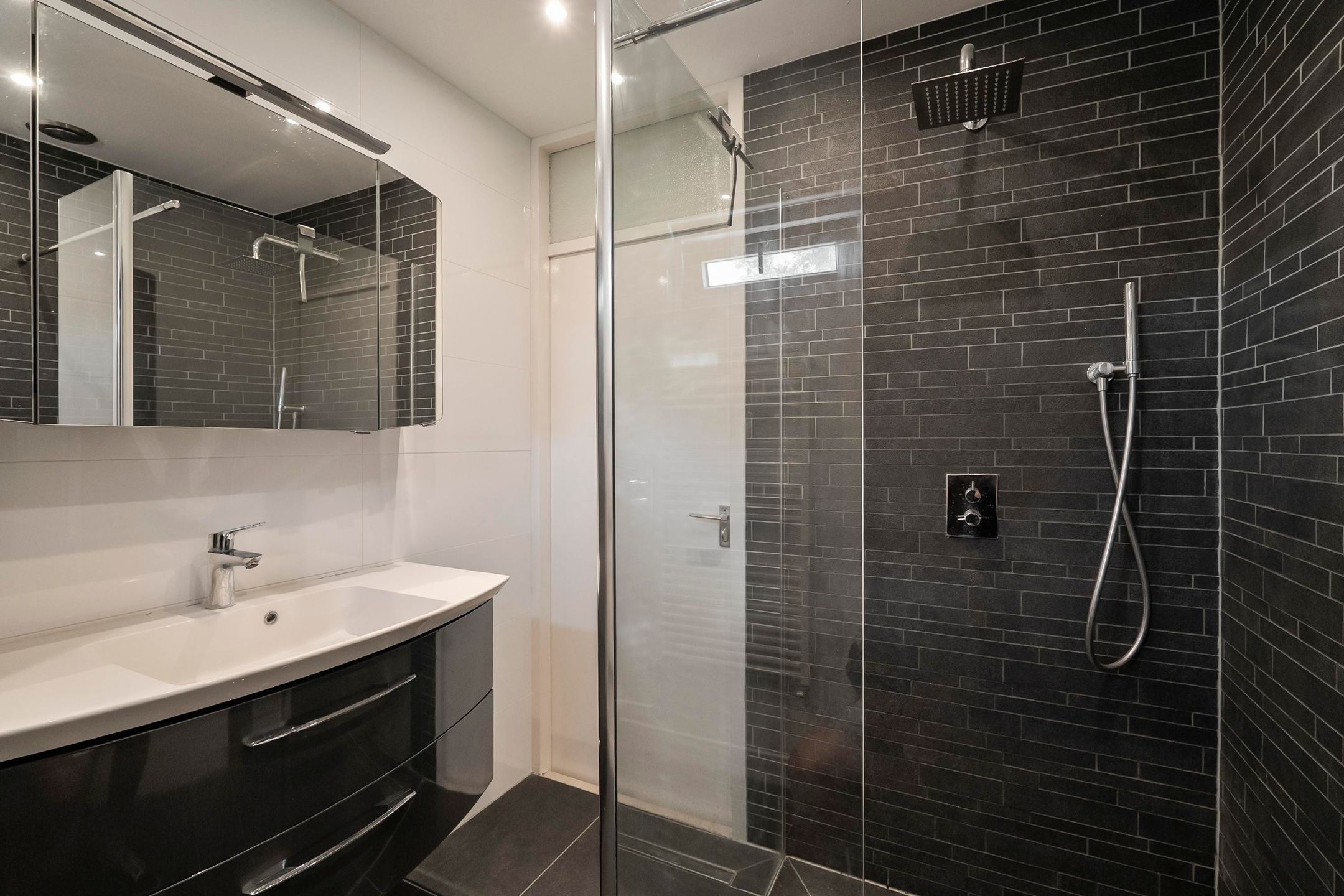 Foto 21 van Doorzwin 4190