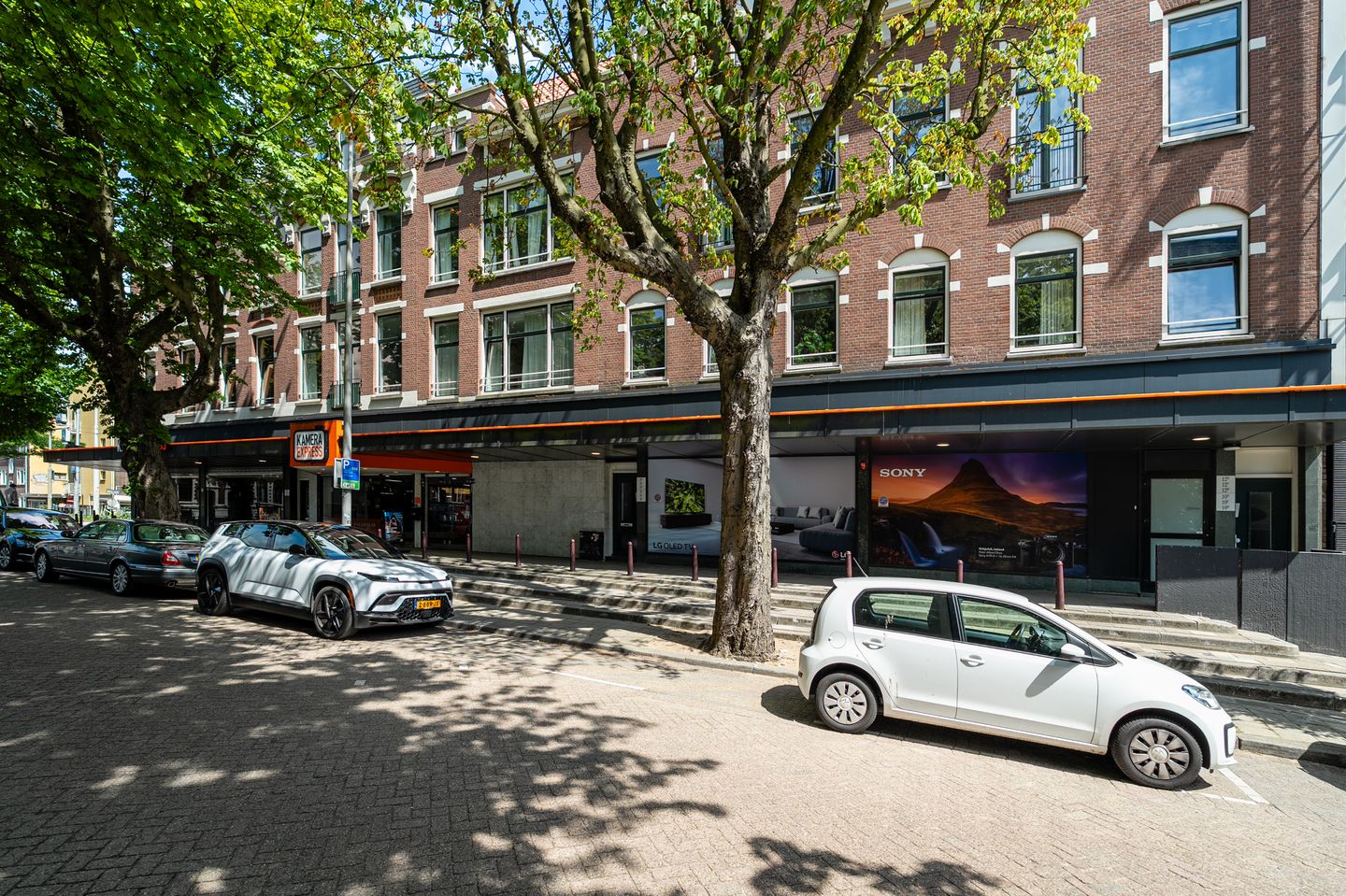 Bekijk foto 2 van Admiraliteitsstraat 8