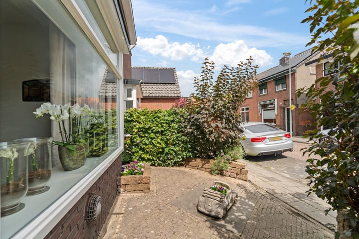 Foto 4 van Dahliastraat 4