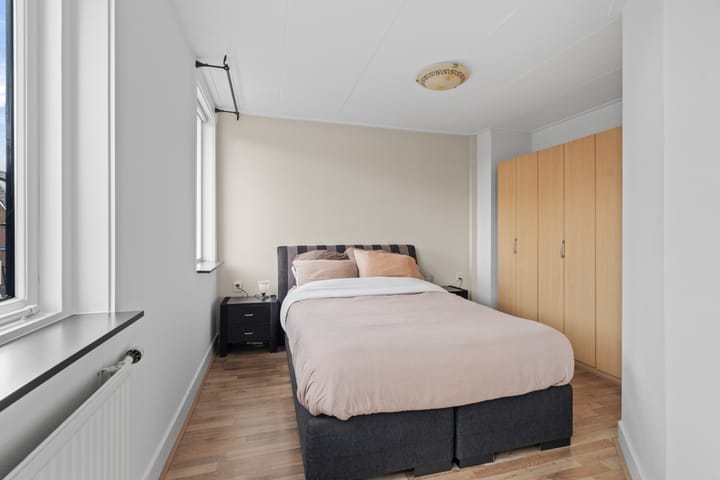 Foto 16 van Dahliastraat 4