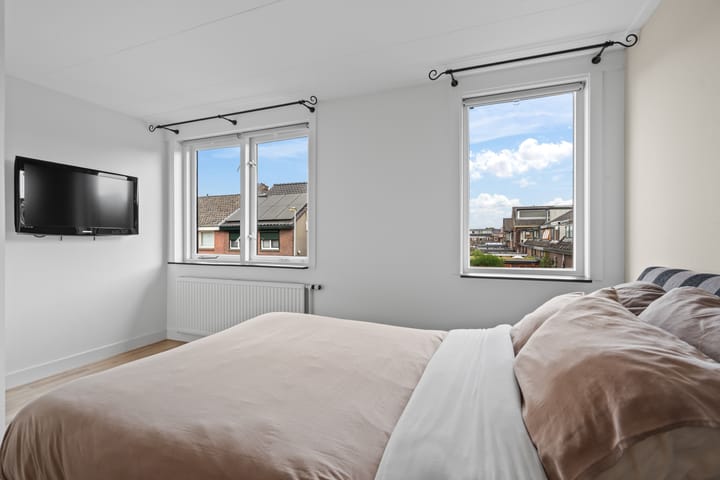 Foto 17 van Dahliastraat 4