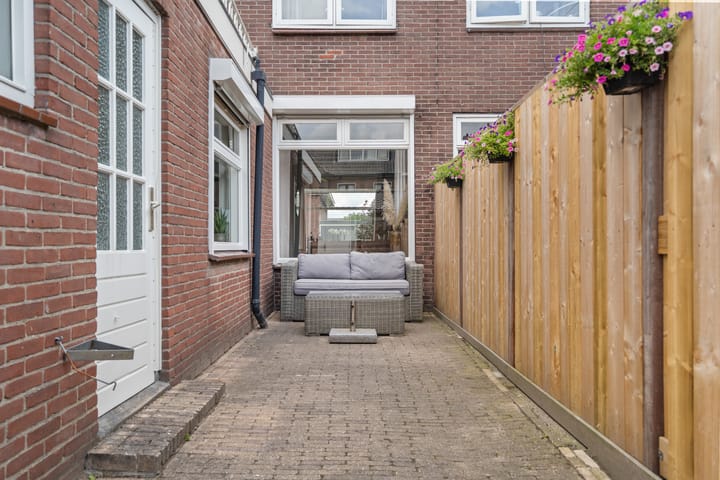 Foto 30 van Dahliastraat 4