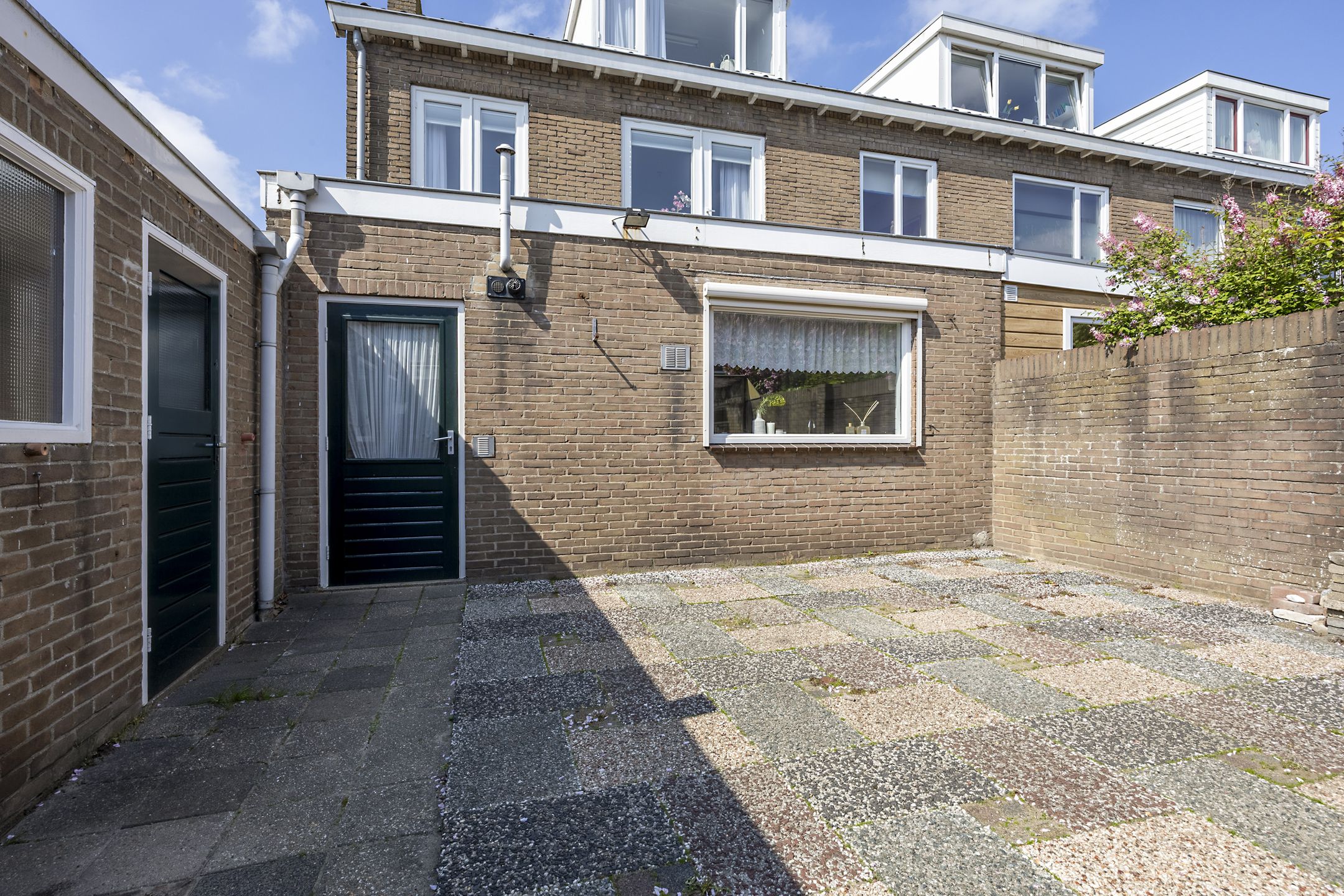 Photo 12 of Mozartstraat 60