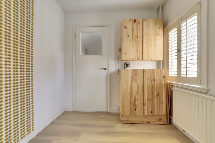 Photo 21 of Lijsterbesstraat 8