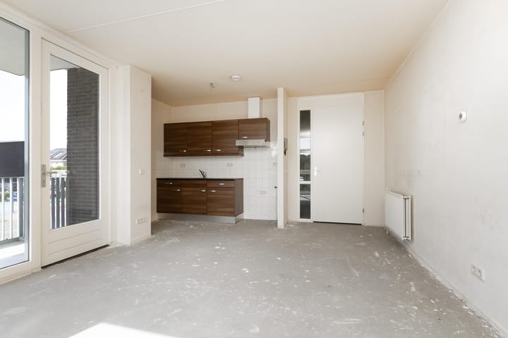 Foto 10 van Klaproosweg 41