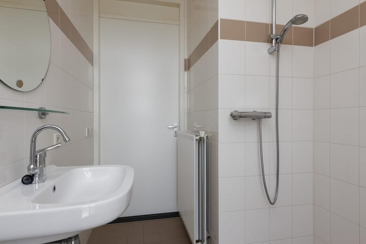 Foto 14 van Klaproosweg 41