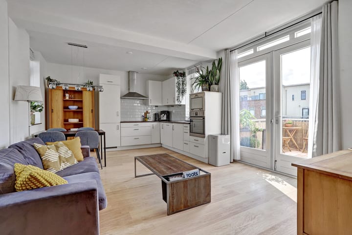 Foto 8 van Theo van Doesburgstraat 107