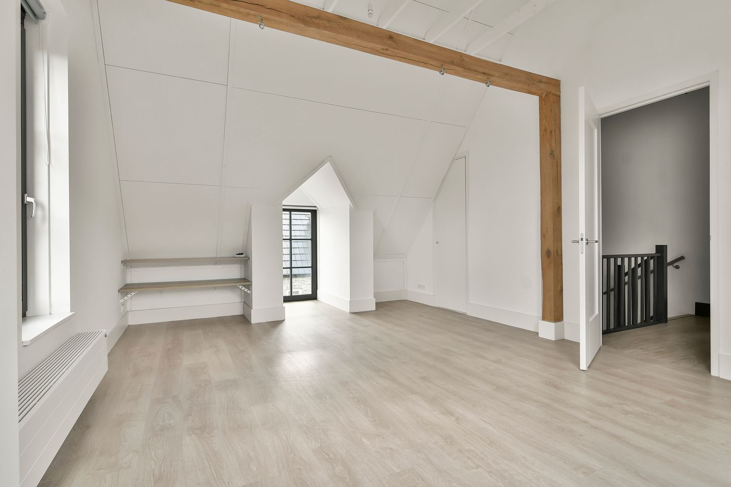 Foto 35 van Bennebroekerweg 659