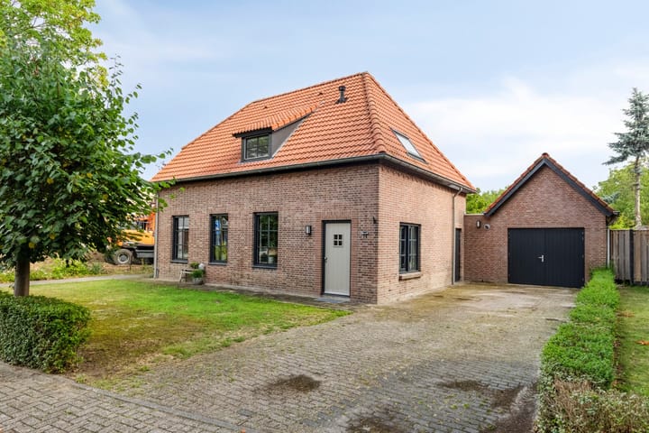 Foto 1 van Kluisstraat 14