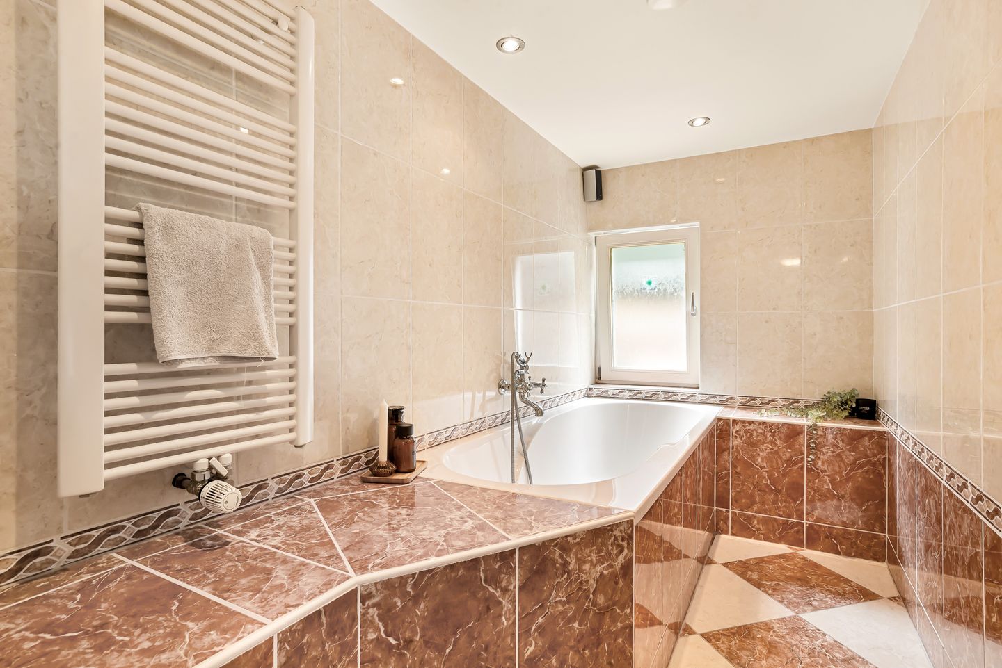 Foto 19 van Willemstraat 10-A