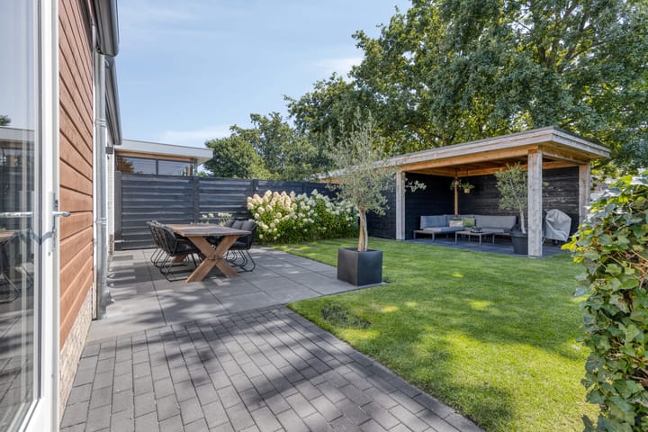 Foto 35 van Driestapelenhof 10