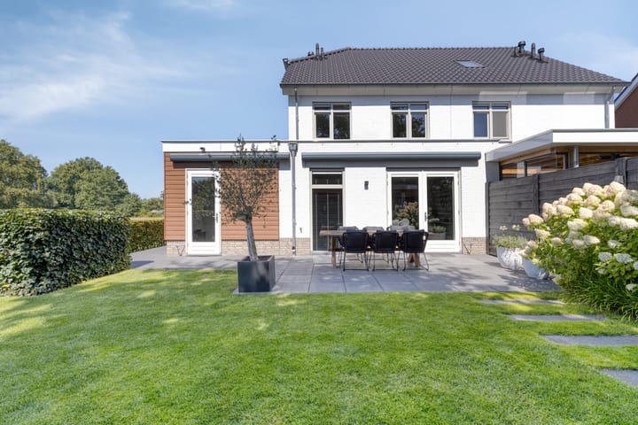 Foto 39 van Driestapelenhof 10