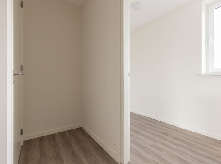 Photo 6 of Plantage 44