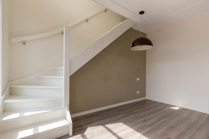 Photo 12 of Plantage 44