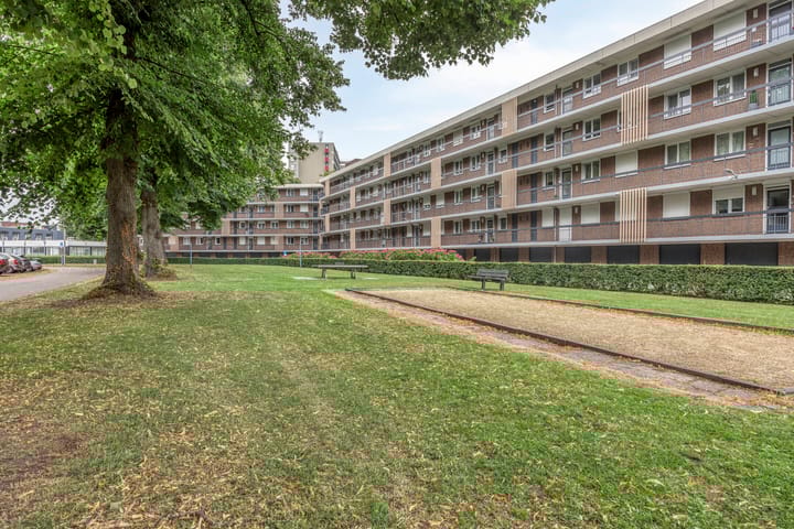 Photo 23 of Via Regia 2-A