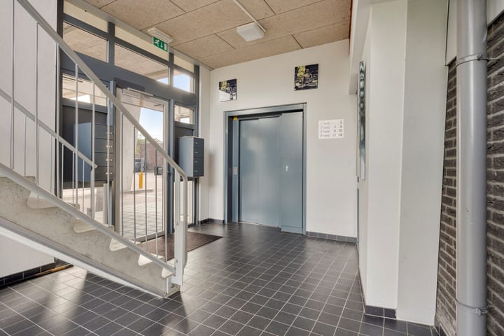 Foto 3 van Diepenbrockstraat 2