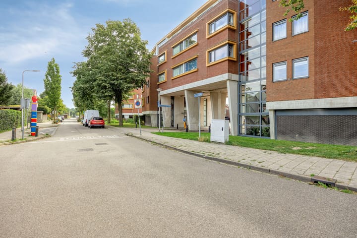 Foto 25 van Diepenbrockstraat 2