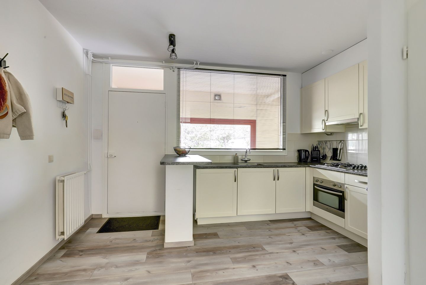 Foto 14 van Dokter van Stratenweg 125