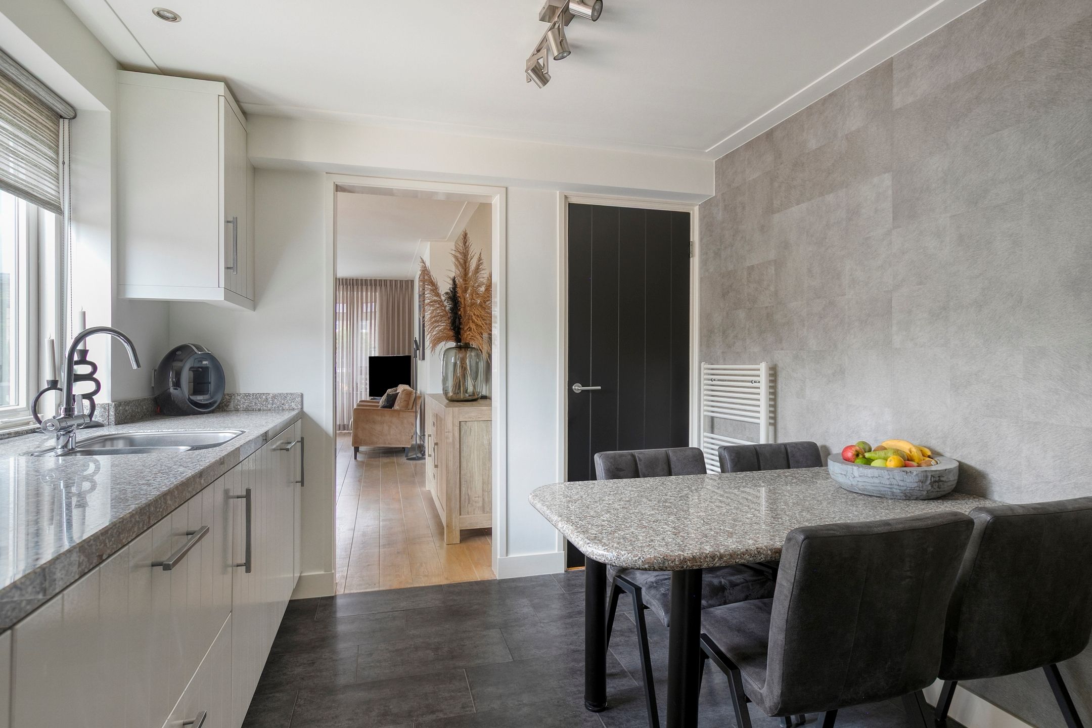 Foto 12 van Marktstraat 60