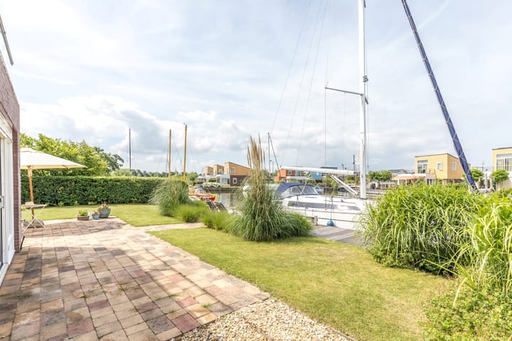 Photo 20 of Suisendijk 14-22