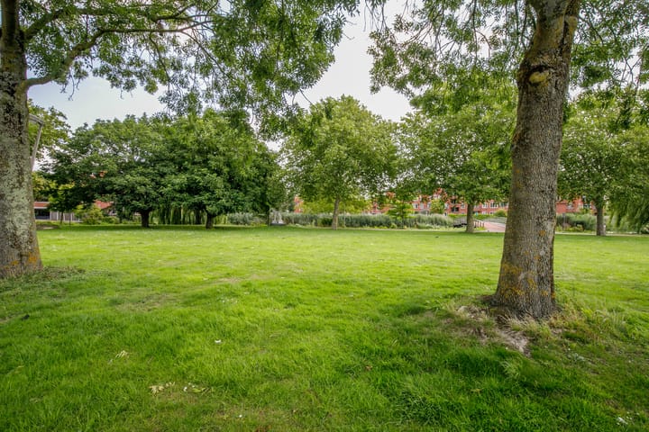 Photo 22 of Dakotaweg 217