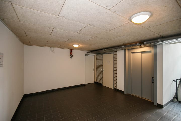 Photo 26 of Dakotaweg 217