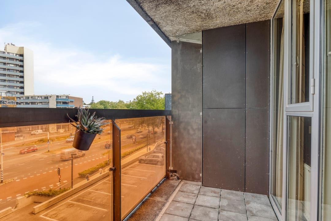 Foto 8 van Burg. Hustinxstraat 114