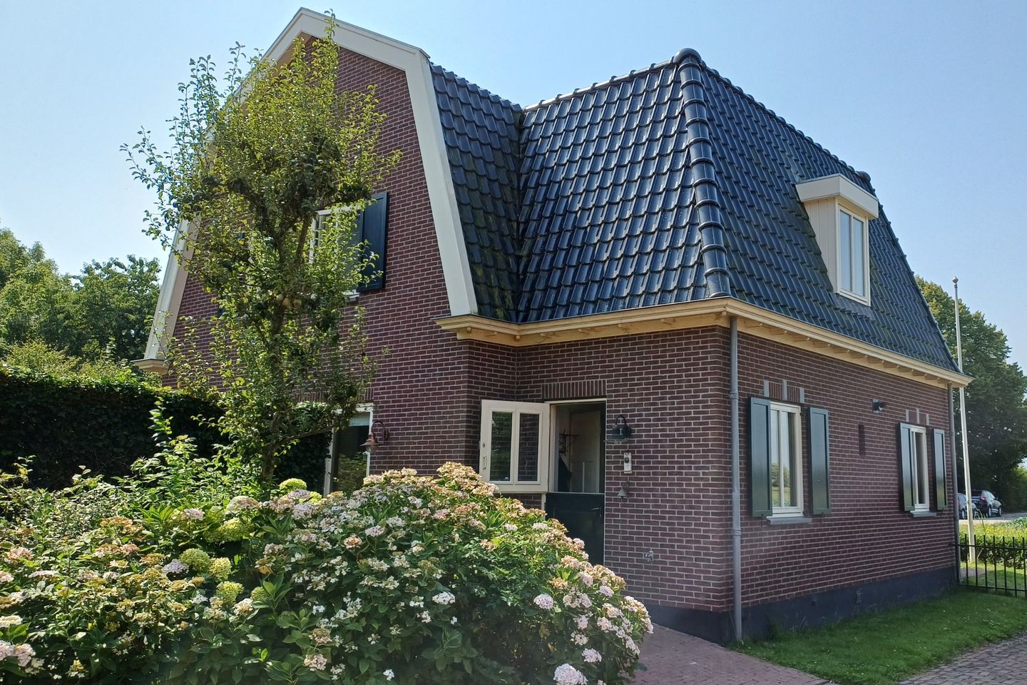 Photo 35 of Schoolstraat 22