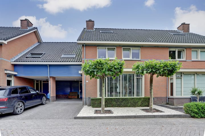 I.G.J.van den Boschstraat 43