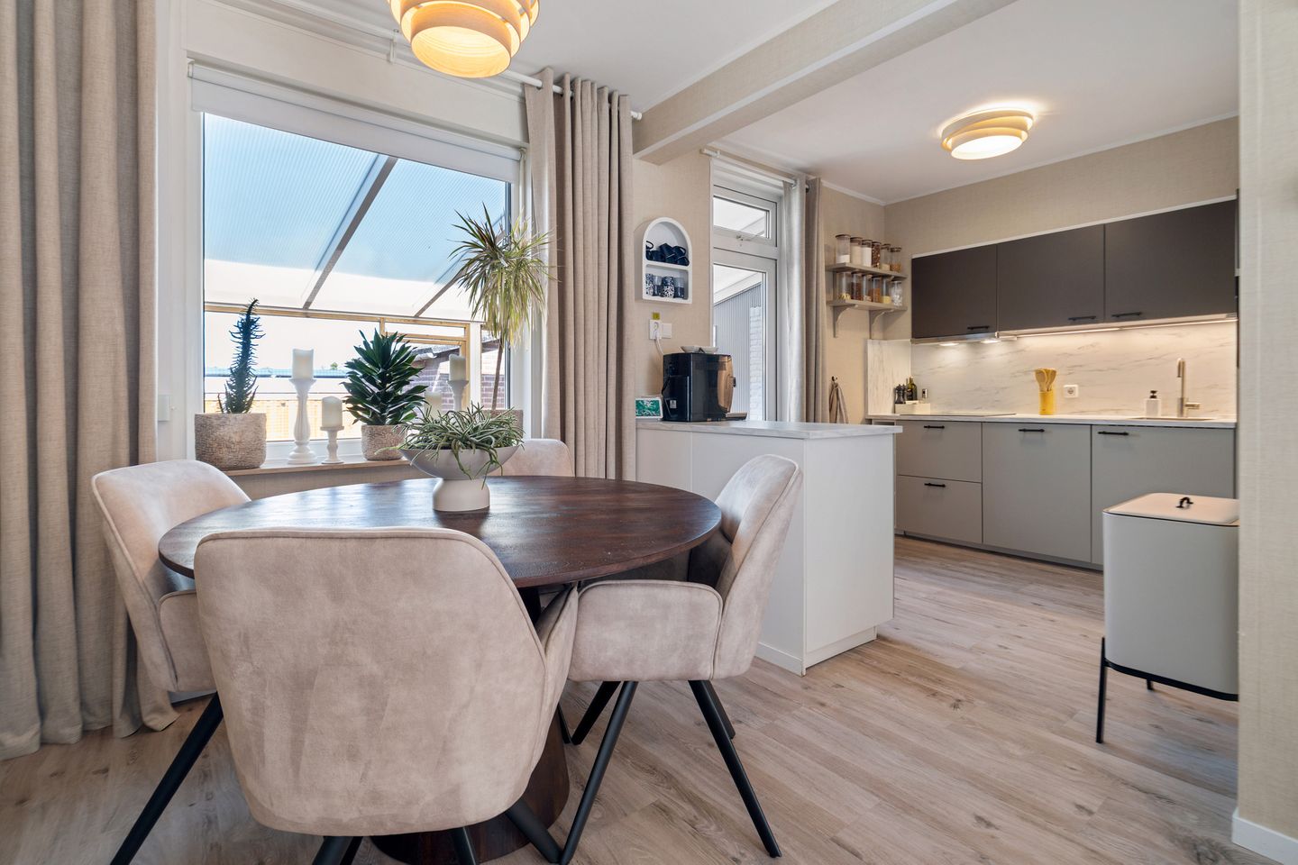 Foto 10 van Marijkestraat 6