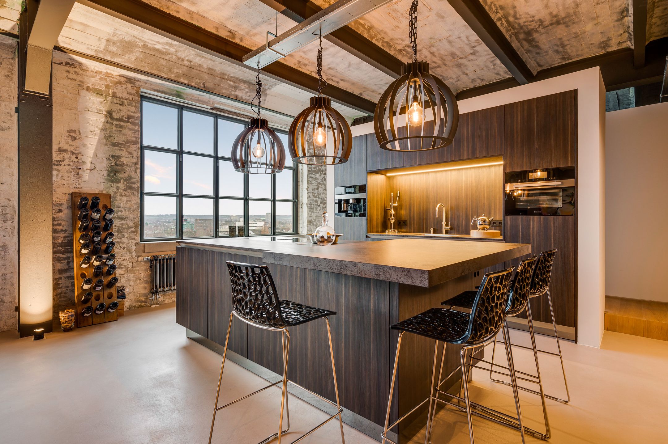 Photo 3 of Sphinxcour 6-H04