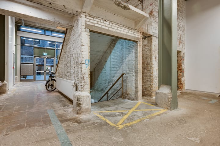 Foto 19 van Sphinxcour 6-H04