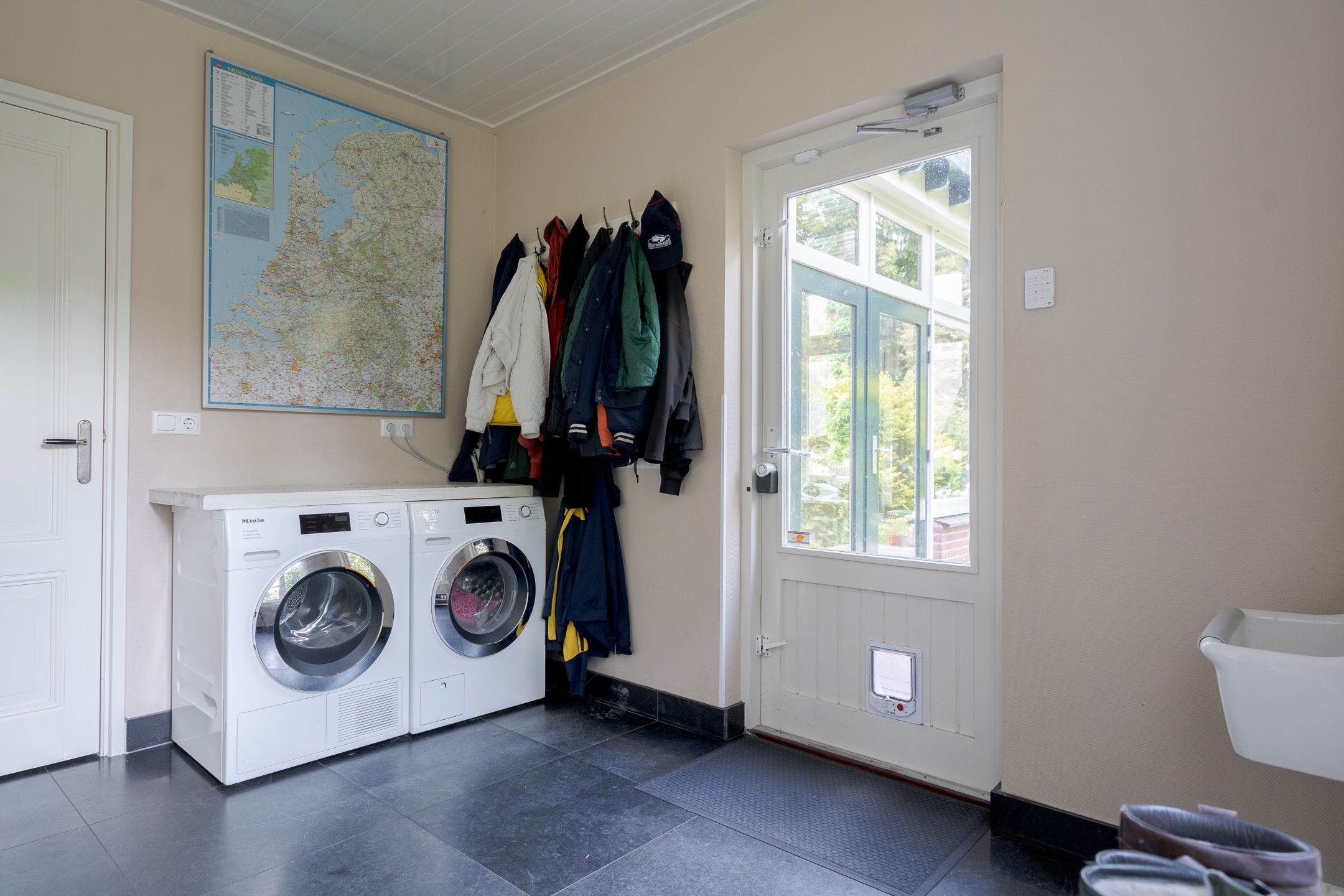 Foto 33 van Apeldoornseweg 12