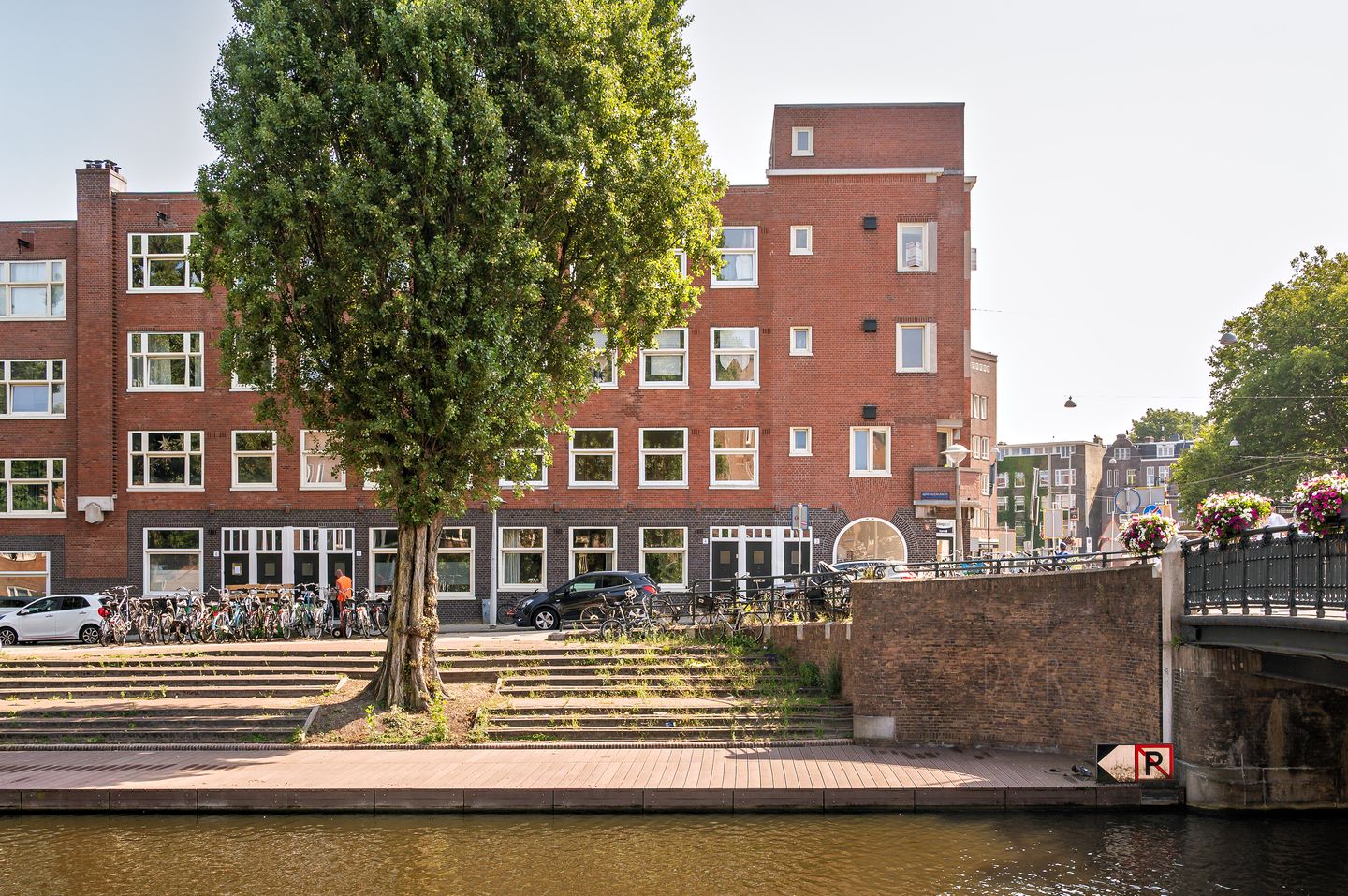 Foto 1 van Admiralengracht 4-1