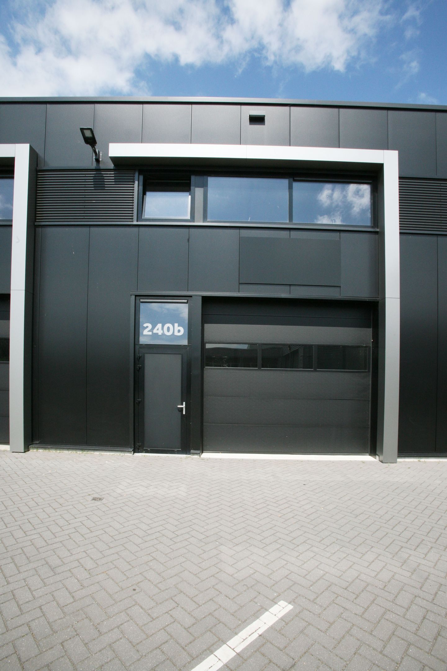 Bekijk foto 3 van John F. Kennedylaan 240-B