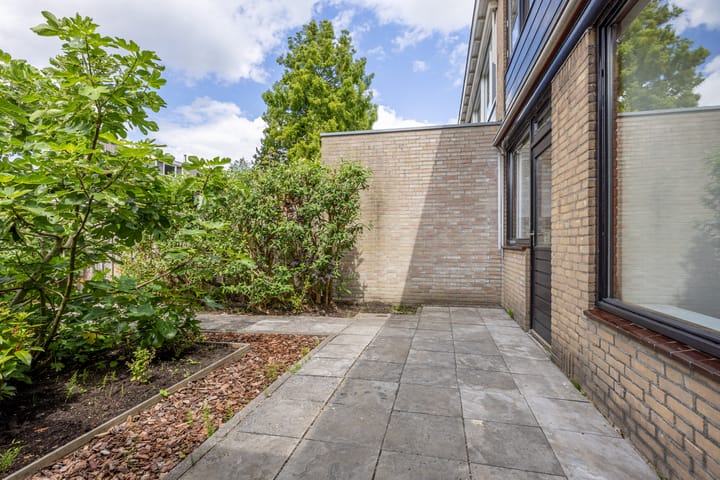 Photo 16 of Burgemeester Verstegenstraat 67