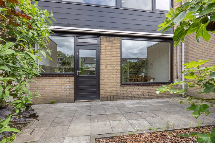 Photo 15 of Burgemeester Verstegenstraat 67