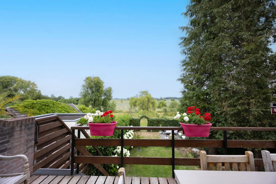 Photo 16 of Rijksstraatweg 93