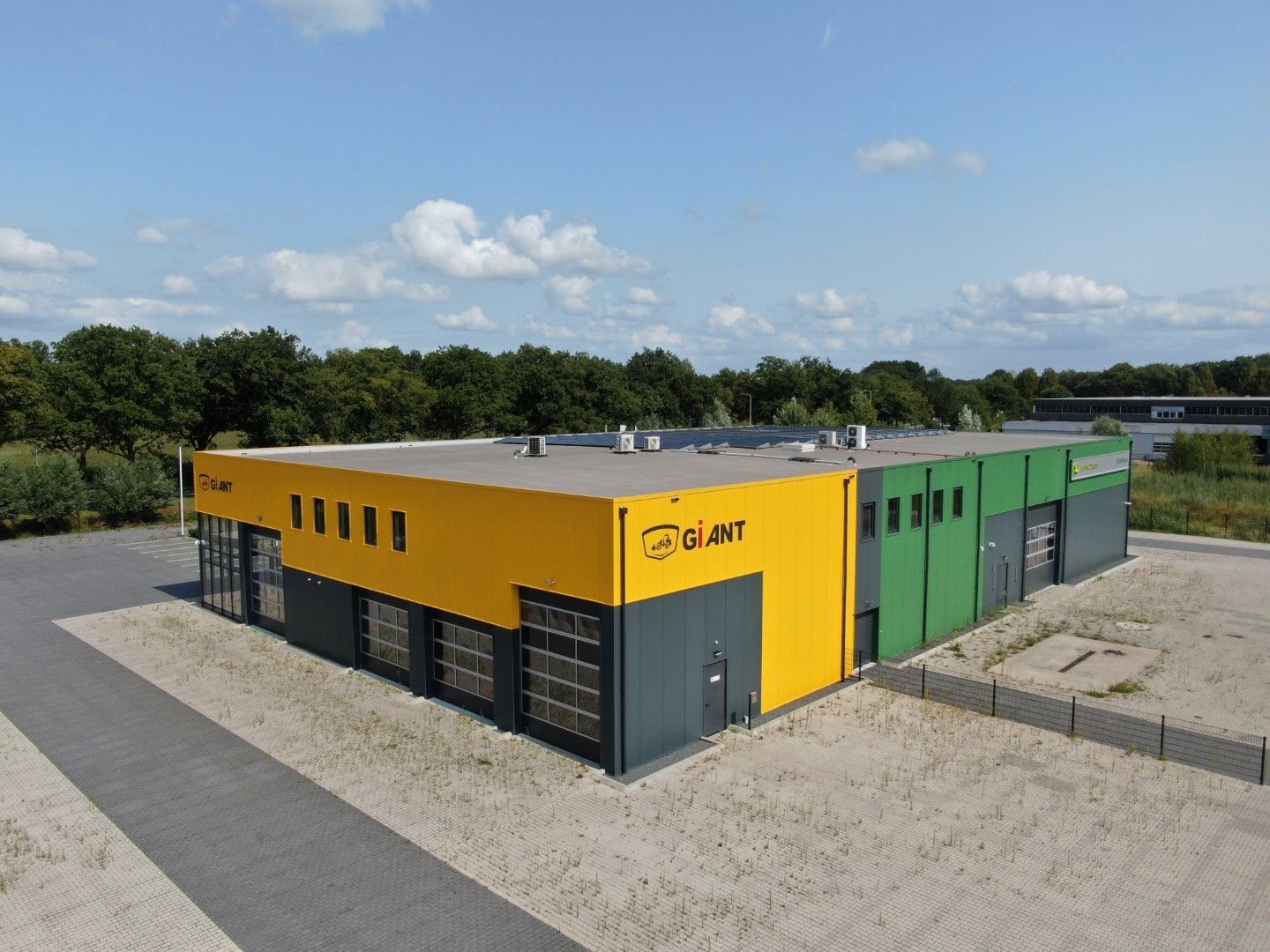 Bekijk foto 2 van Almelosestraat 83-m