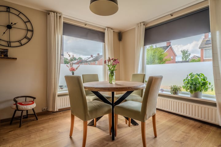 Foto 16 van Eikenlaan 14