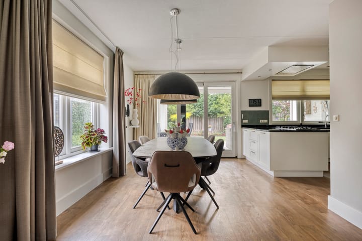 Foto 10 van Tuinlaan 113