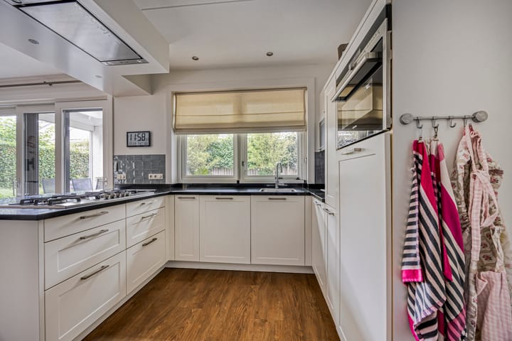 Foto 12 van Tuinlaan 113